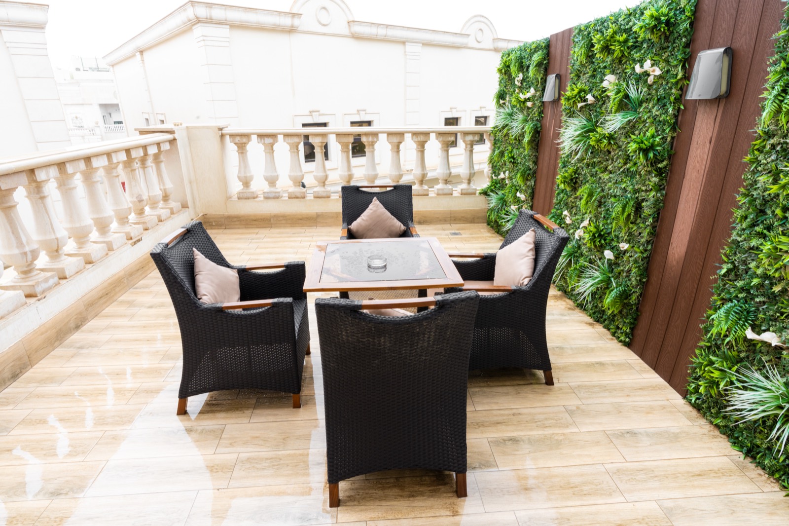 Terrace dining on the Premium Room's balustraded balcony